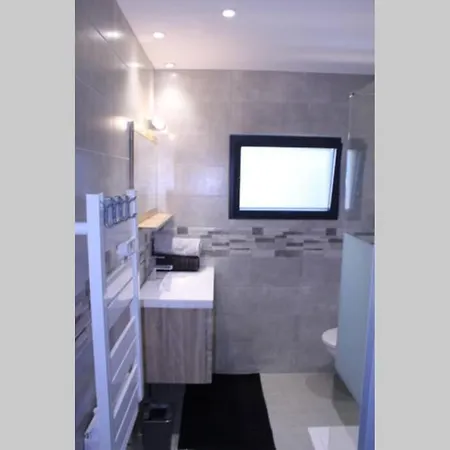 Entre Piscine Et * Tonnay-Charente